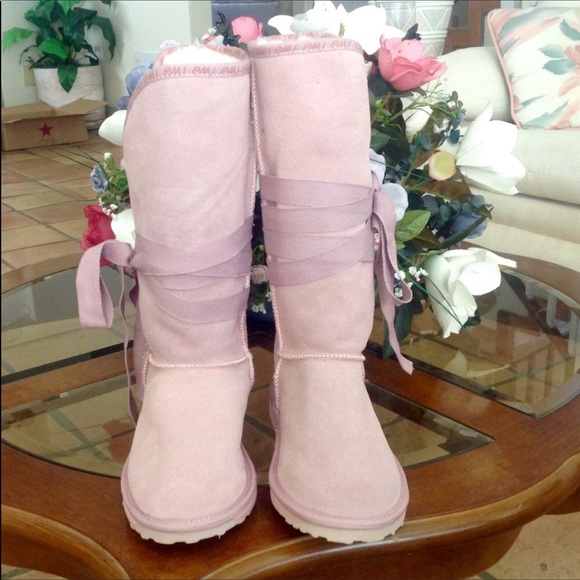 Baby Pink emu boots fur tie bow NEW wool Australia deadstock vintage Barbie 8 - Picture 2 of 2